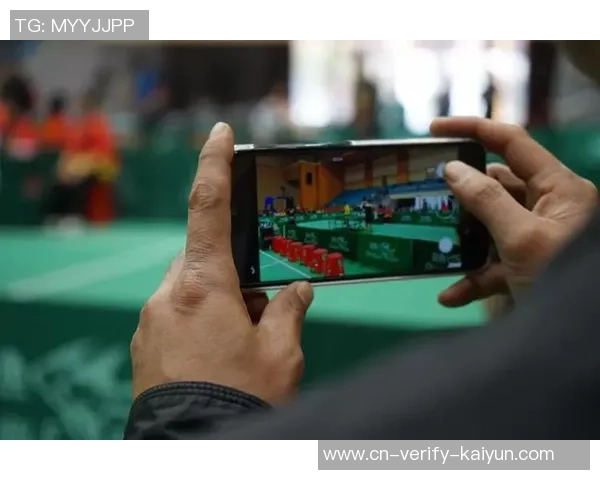 激烈对决与团队精神一场足球比赛的精彩瞬间与深刻感悟