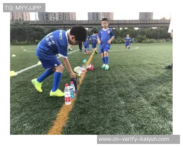 补水时间足球赛中的战术运用与运动员表现分析